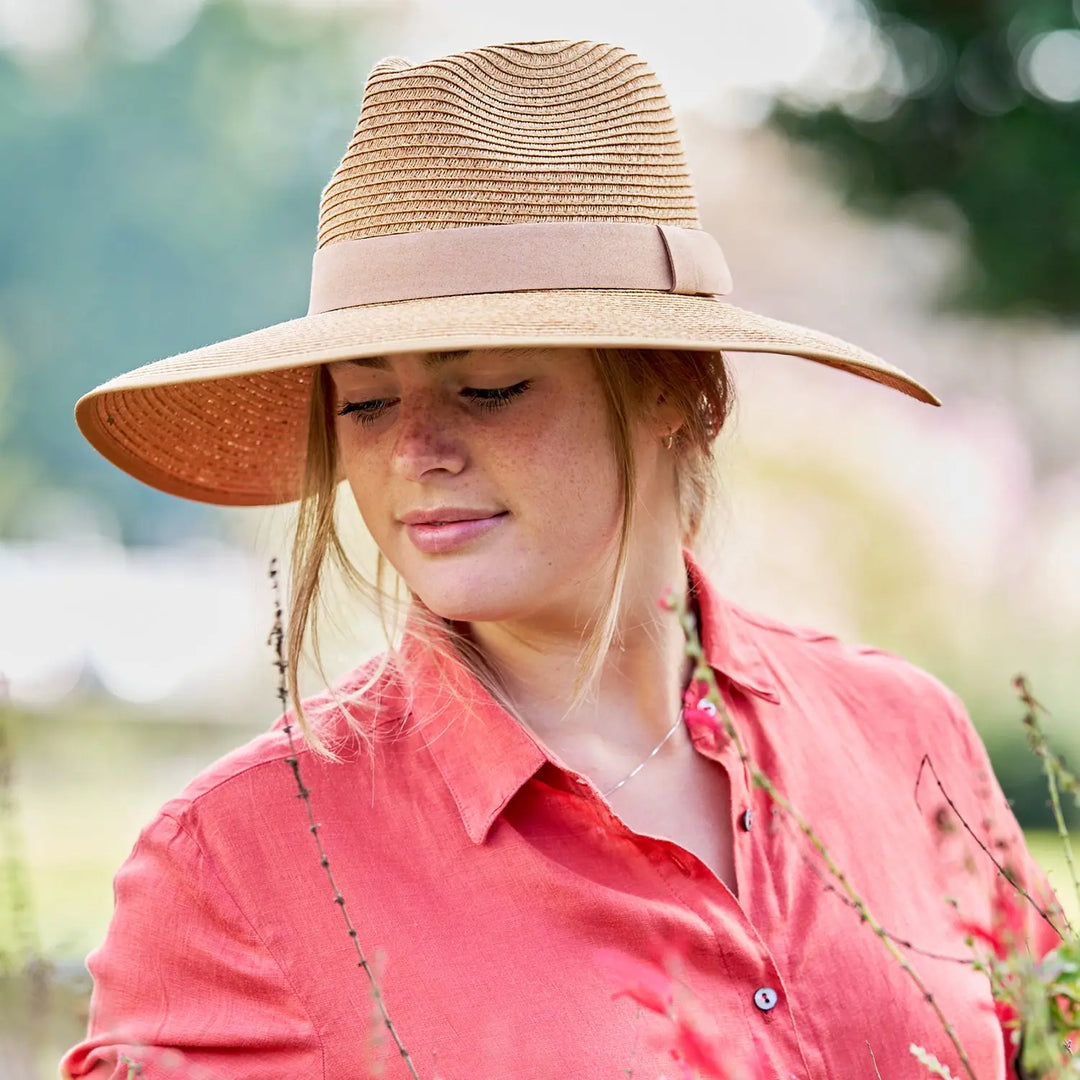 360FIVE Chapeau de tous les jours – Queue de cheval papillon Fedora Jardinage Chapeau de soleil à large bord pour femme